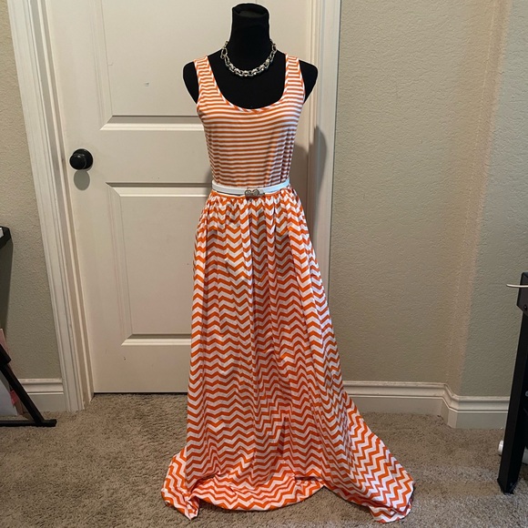 Liz Claiborne Dresses & Skirts - Stripped orange and white maxi
